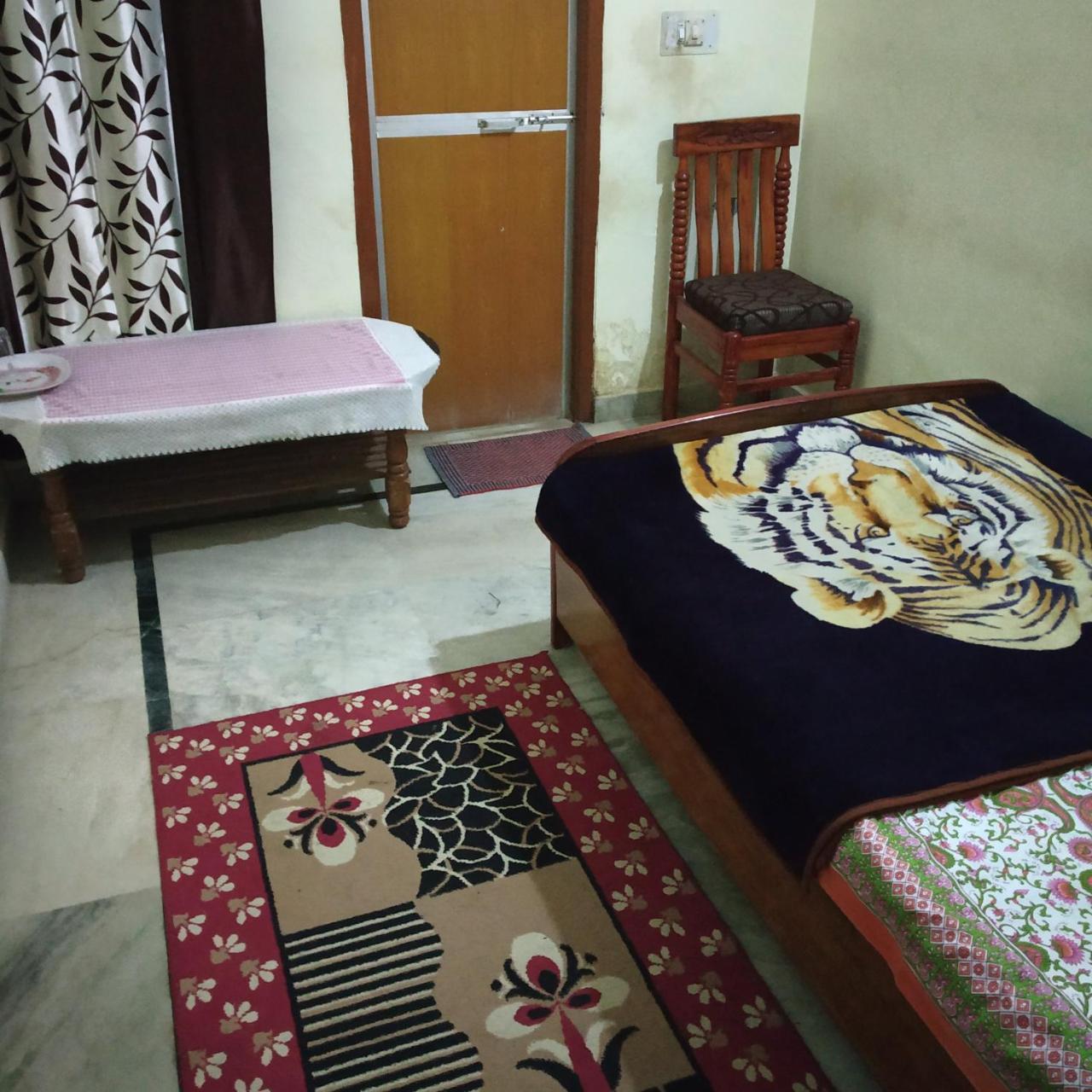 Pratibha Home Stay Jabalpur Eksteriør billede